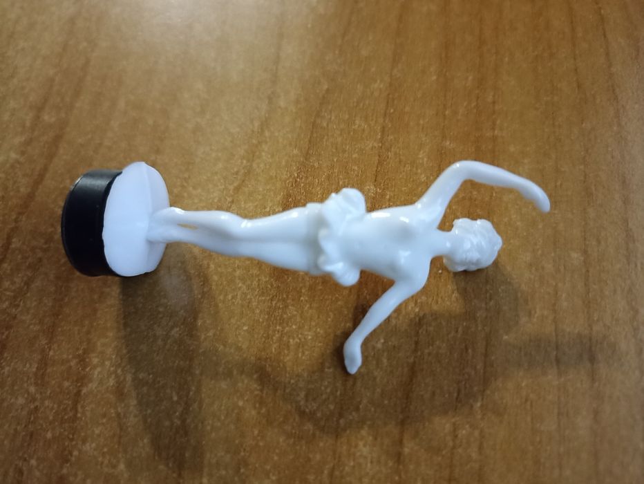 Игрушка "Балерина у зеркала "Eva"