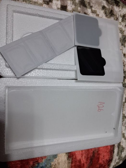 Продам захисне скло і плівку для камери телефону Samsung A 26.