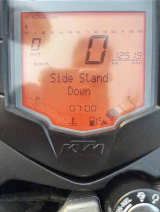 KTM Duke 125 (2012) + Equipamento Premium Completo (Como Novo)