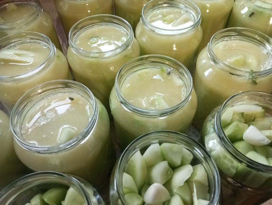 Ogórki w musztardzie, cukinia w musztardzie