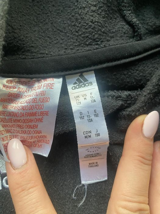 Bluza Adidas rozmiar 152 z kapturem 11-12L