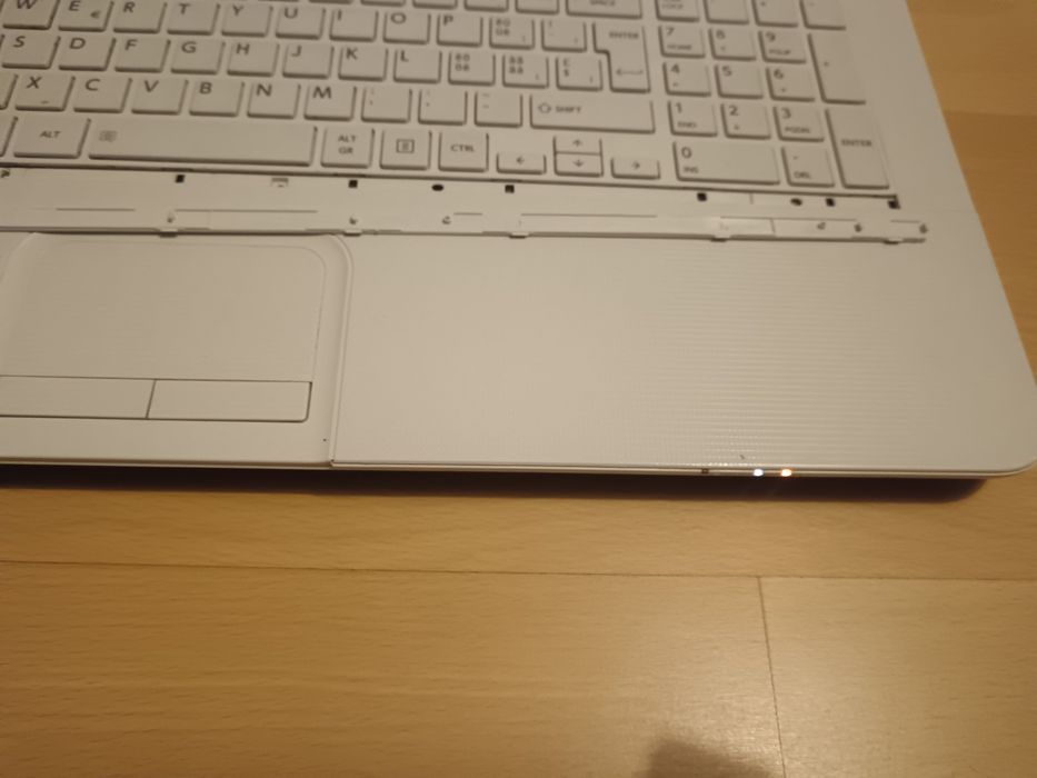 Toshiba c875-15k (Peças)