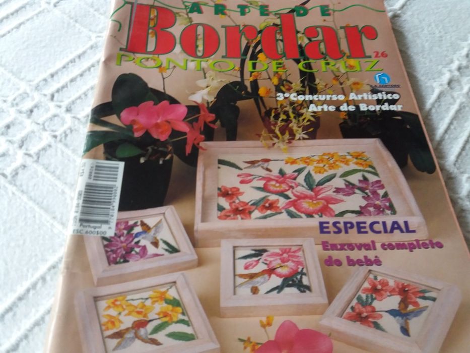 Revista arte de bordar"especial/ enxovais de bebés "