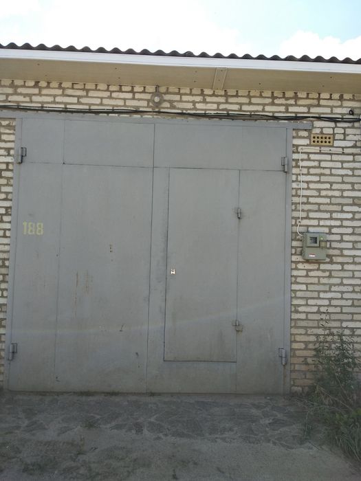Продам гараж,в кооперативе люкс.