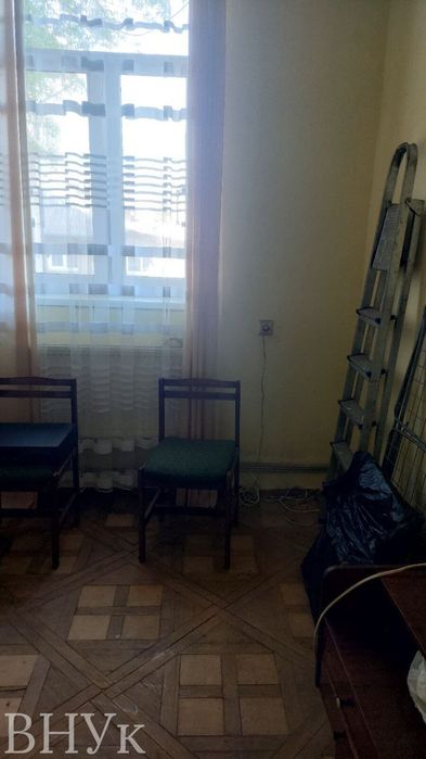 Продаю 1 км квартиру, з терасою, у серці Стрия