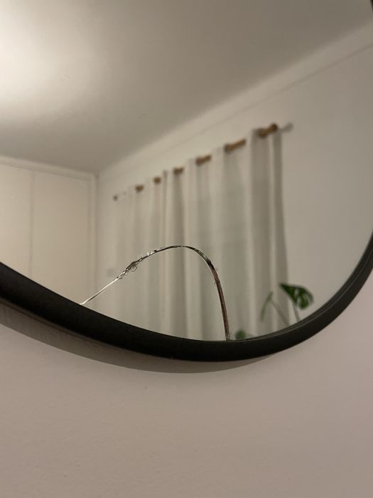 Espelho IKEA com vidro para substituição
