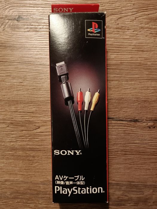 Kabel do PS1 w pudelku