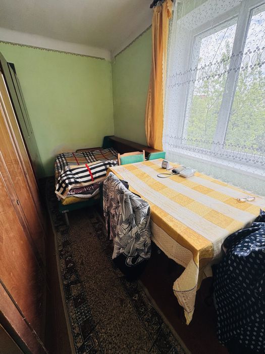 Продам двох кімнатна по вул.Вʼяч.Чорновола,18А.у м.Новий Розділ