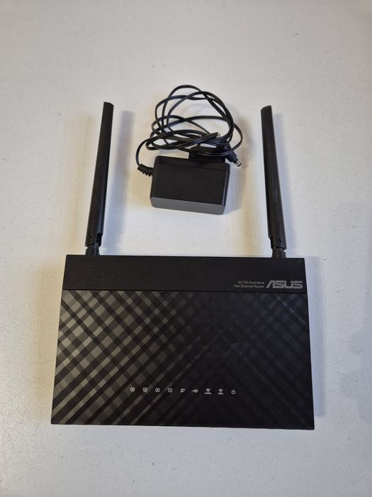 Router asus AC 750 DUAL BAND