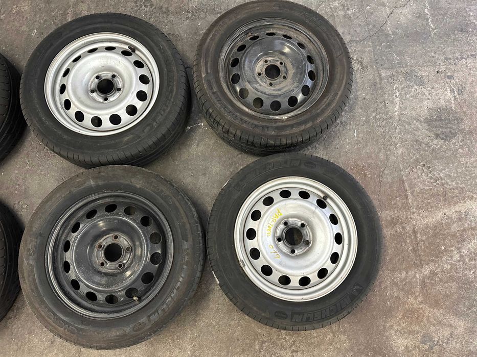 Jantes + Pneus 205/60/R16