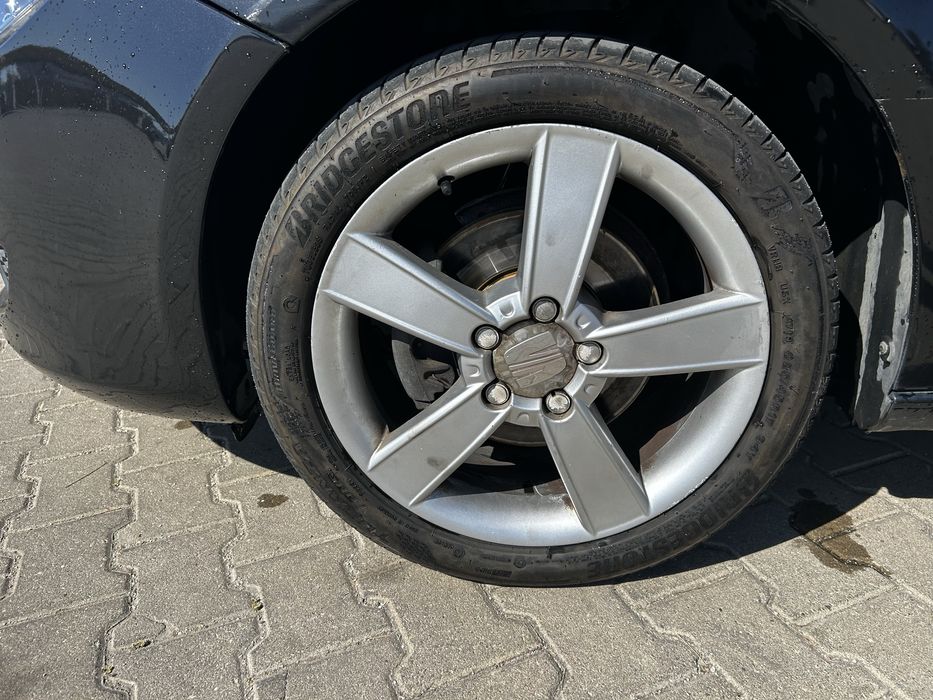 SEAT Leon — fotografia 5