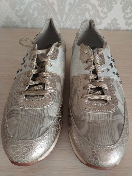 Женские кроссовки б/у Мerhisto р.41-500 гр