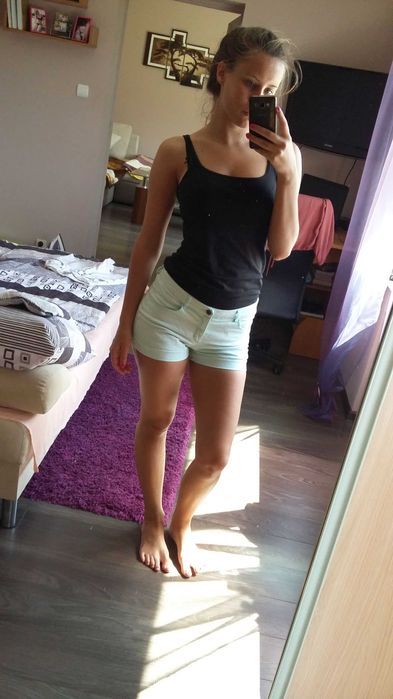 Miętowe spodenki H&M 34