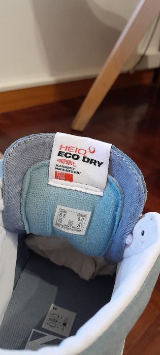 Ténis  bota Vans  número 38.5