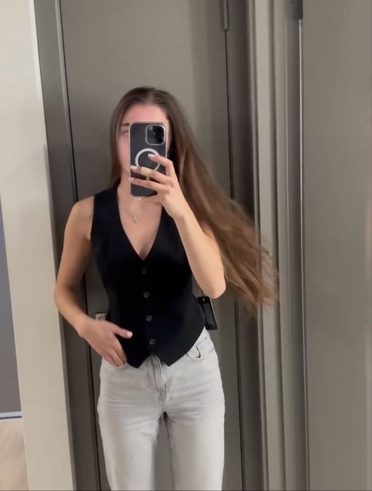 Жилетка Aritzia 00 розмір (на хс)