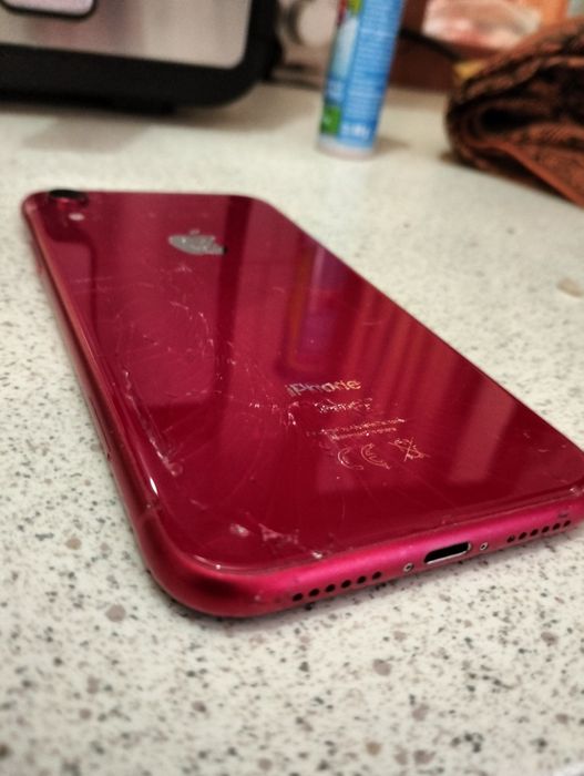 iPhone XR 64gb bateria 79% red
