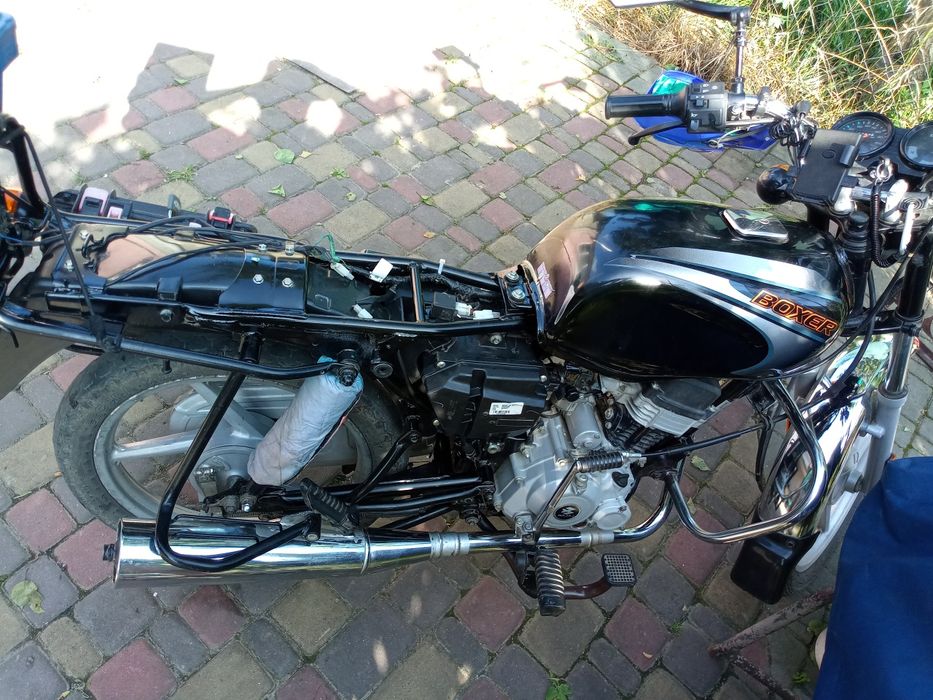 Мотоцикл Bajaj boxer BM 100es