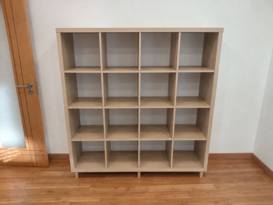 Estante Kallax 147x147