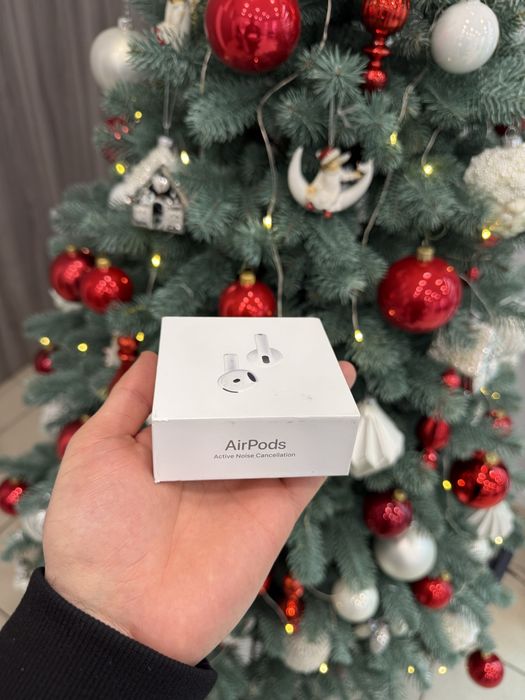Навушники Apple AirPods 4 MXP63 | MXP93