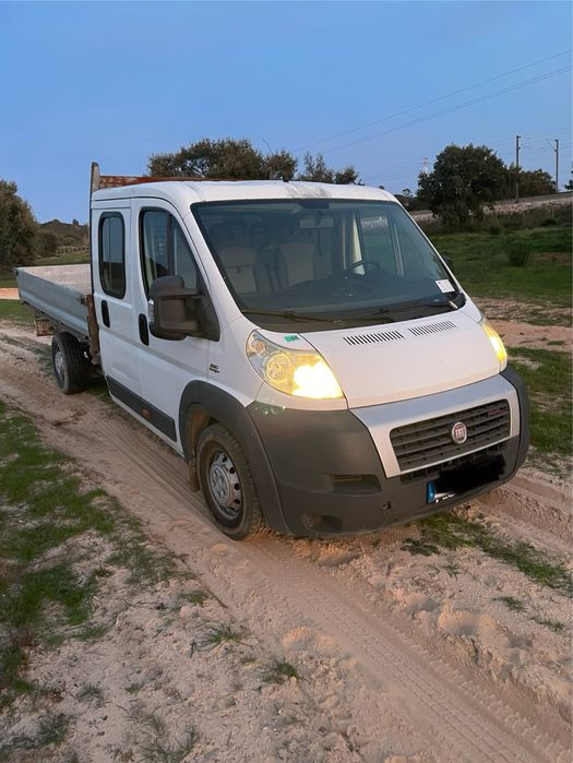 - 7 Lugares.-  Fiat Ducato Maxi 3.0 d  180 Multijet Apenas 168000 kms)