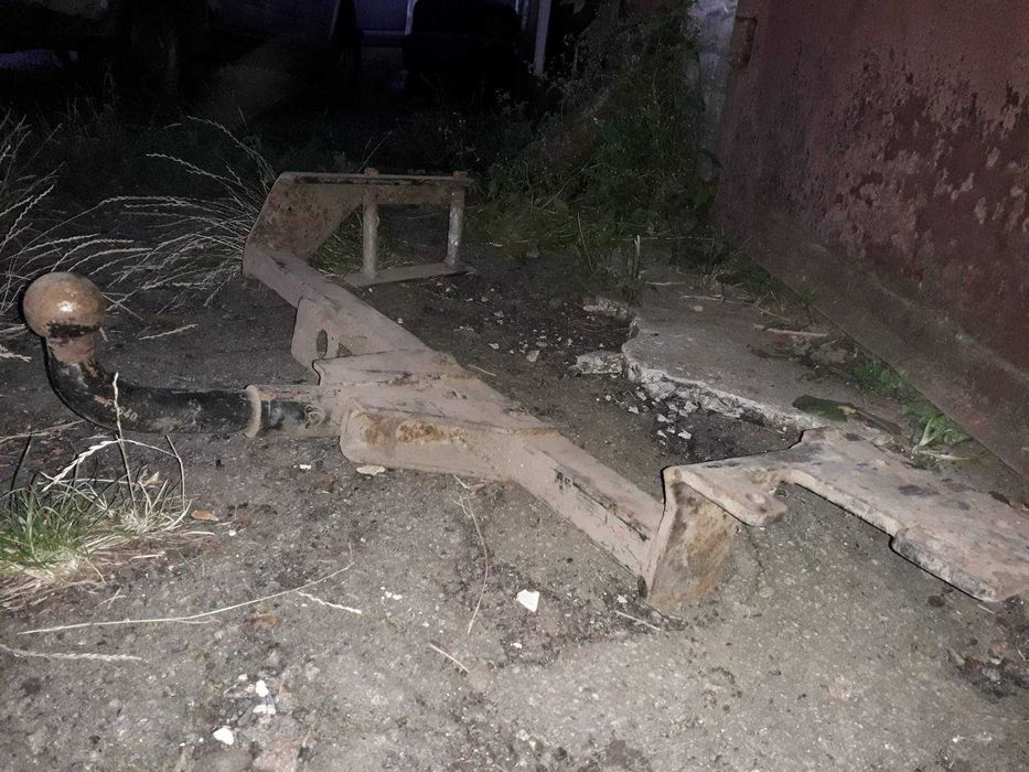 Фаркоп Приципне ВАЗ 2104 усилений