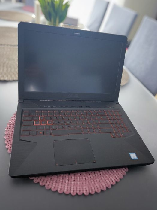 Używany laptop Asus TUF FX504