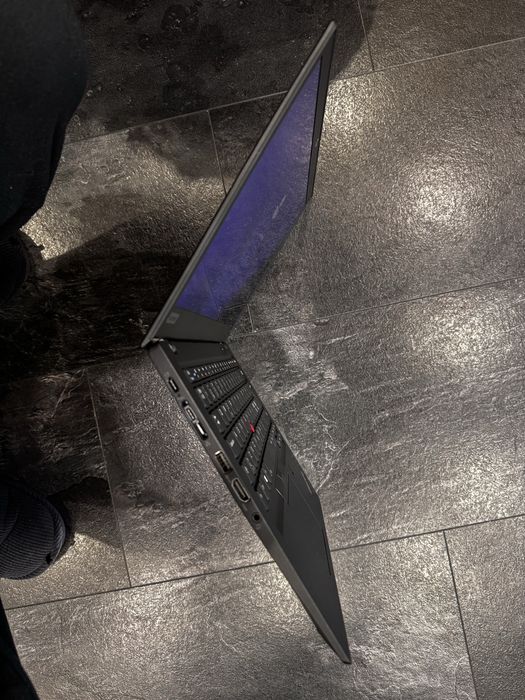 Ноутбук lenovo  thinkpad T490S lte 4g  core i5 8365u