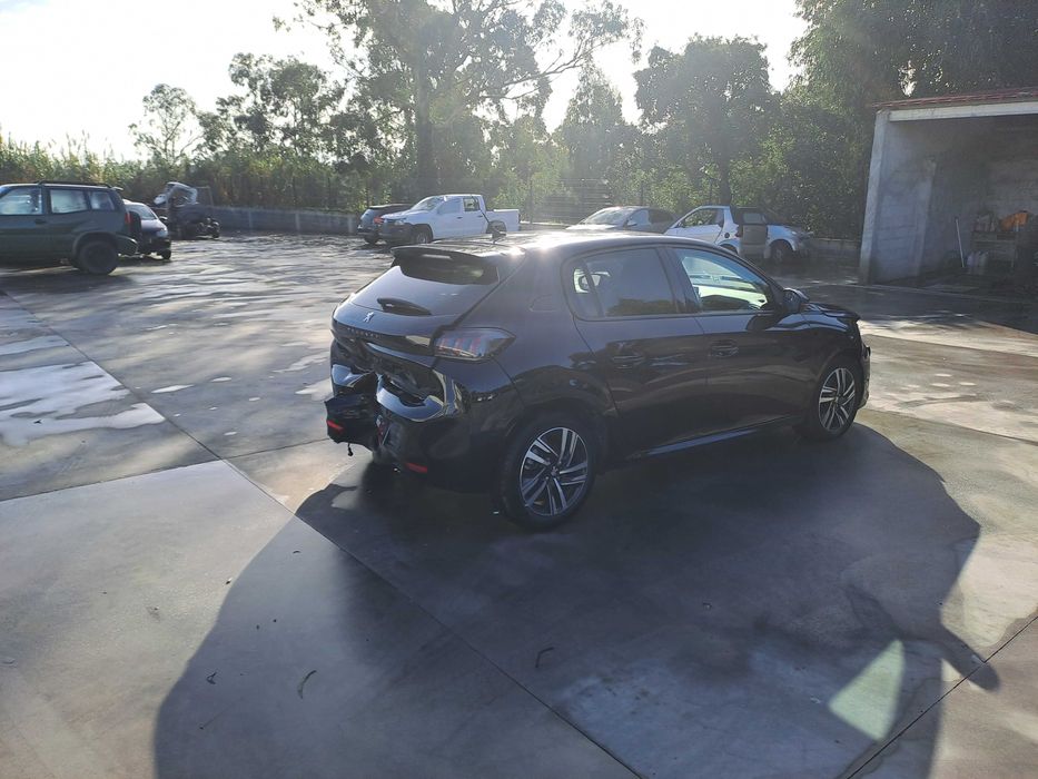 Peugeot 208 Allure 1.5 BlueHDI, 2020 Nacional