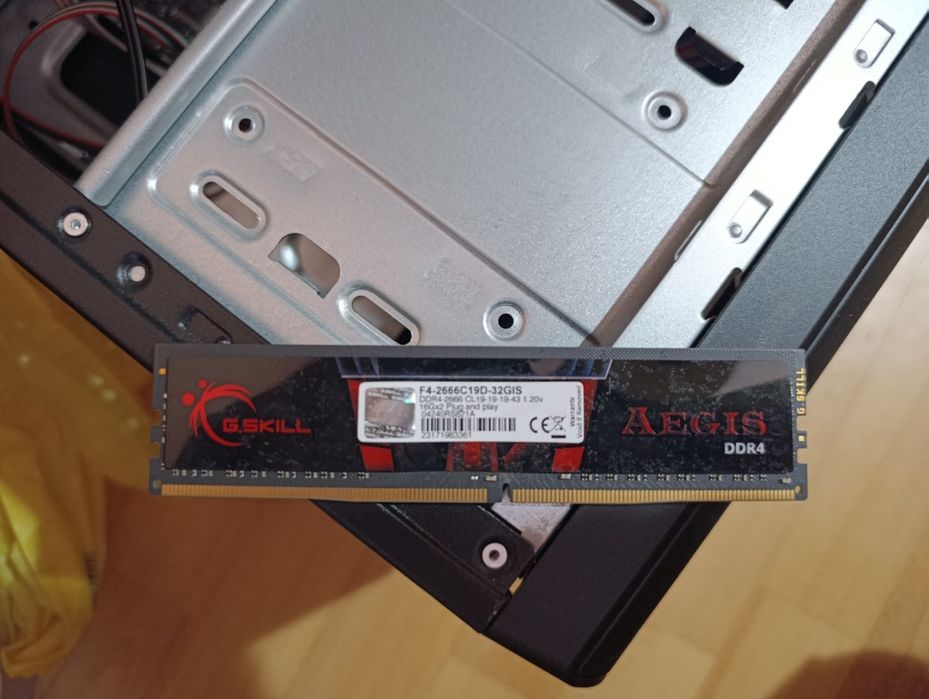 Модуль пам'яті G.Skill DDR4 16GB 2666MHz Aegis (F4-2666C19S-16GIS)