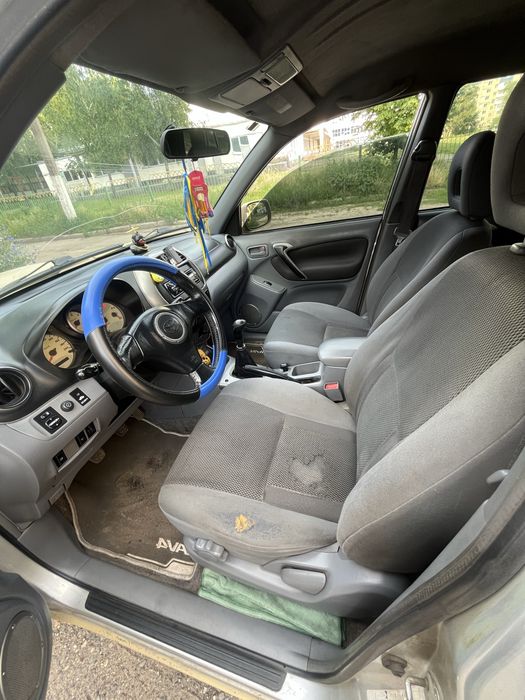 Toyota rav 4 2003 2.0 4*4