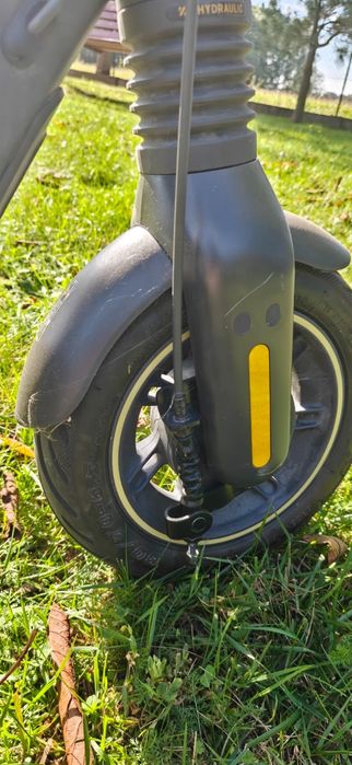 Segway Ninebot MAX G2 – Stan bdb! Zasięg do 70 km / Amortyzacja / Apple Find My