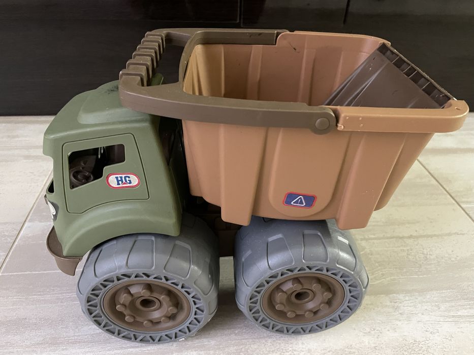 Дитяча машинка