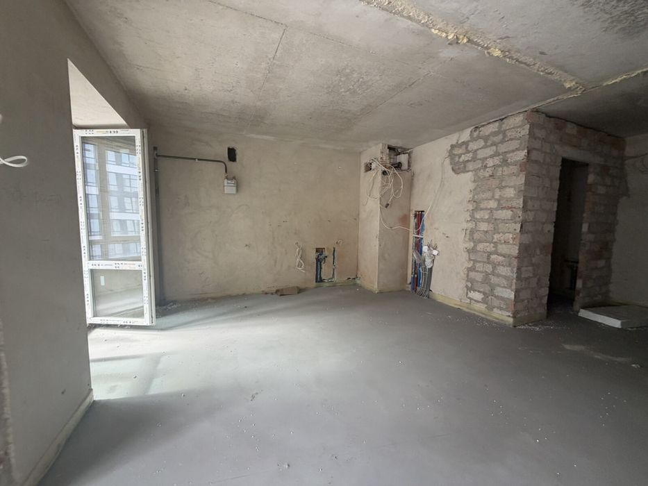 Продаж 1к квартири 43.2 кв. м вул. Тарнавського
