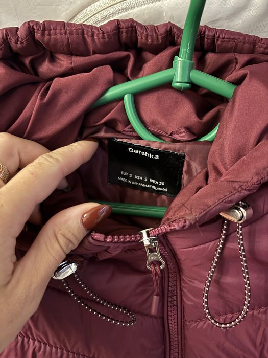 Жіноча куртка Bershka