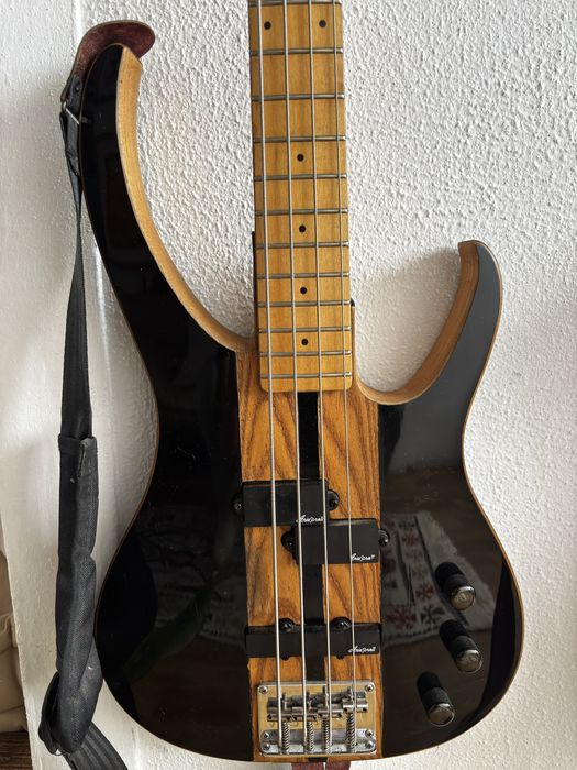 Baixo Aria Pro II