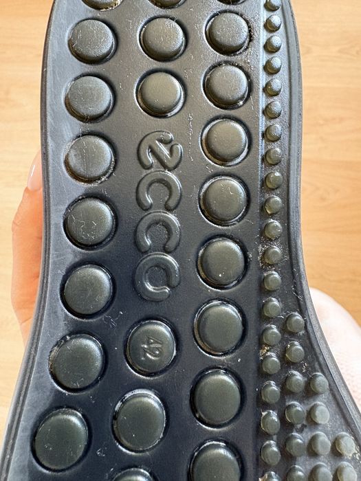 Продам Чоловічі туфлі ECCO