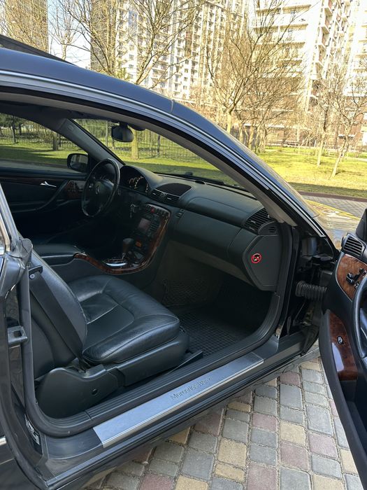 Mercedes Benz CL 500 W215