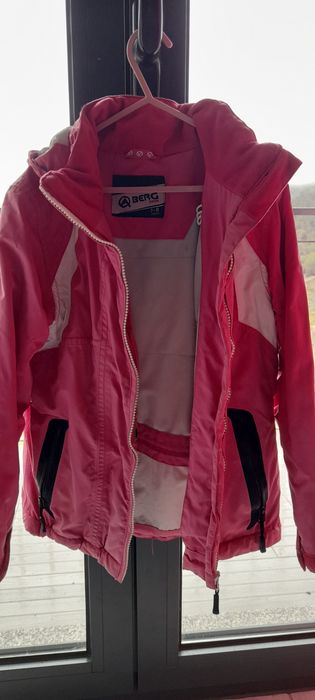 Casaco impermeável da Berg rosa 7-8 anos