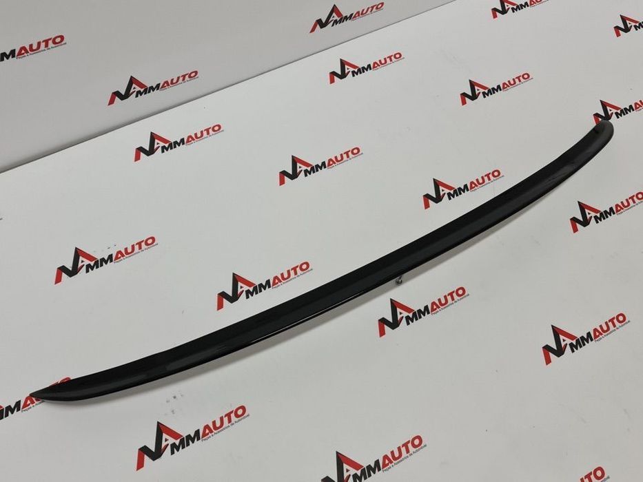 Aileron Mala Mercedes C W205 Carrinha