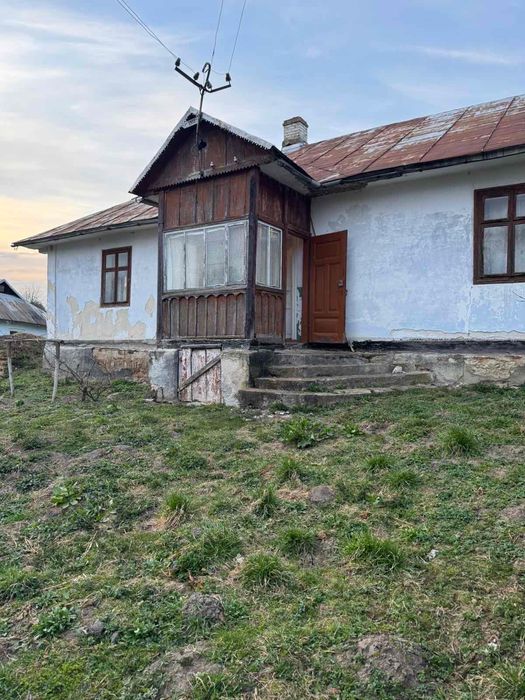 Продаж дачі в селі Лісок