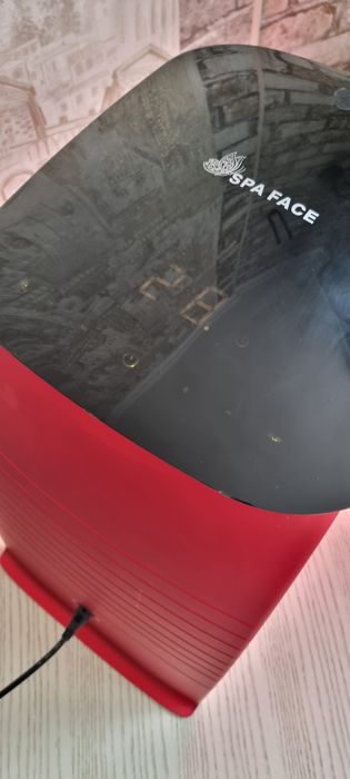 Світлодіодна лампа для фотодинамічної терапії з функцією пару