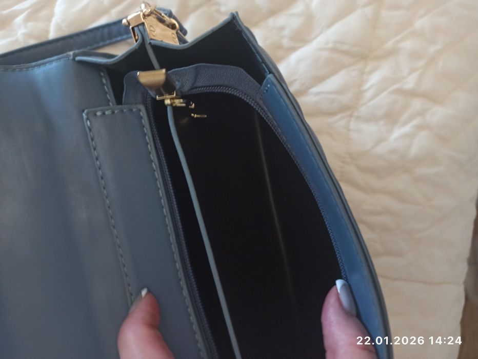 Женская сумка шанель