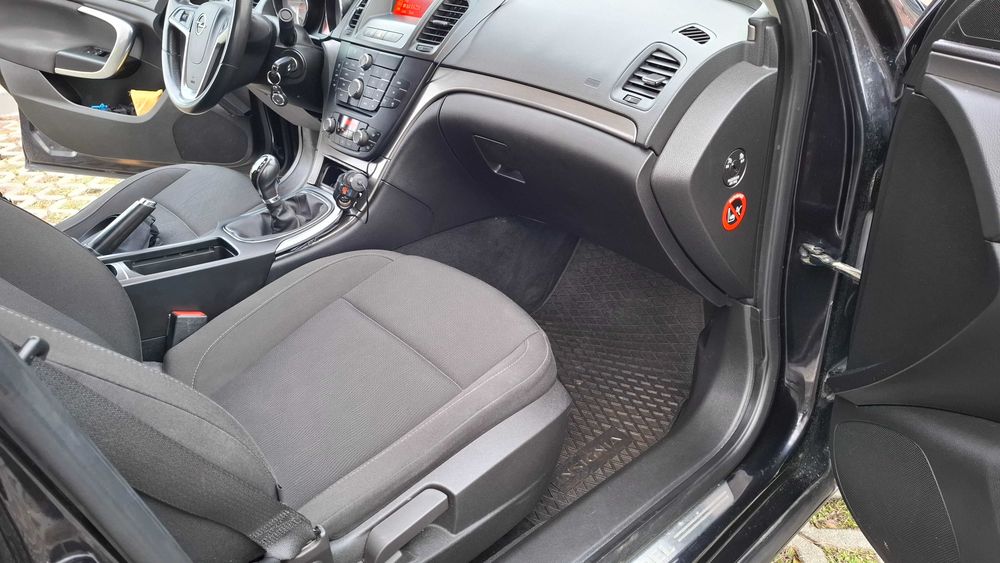 Opel isignia Polski salon