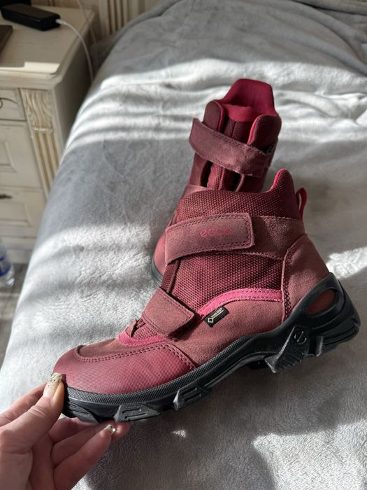 Ботінки екко 38 гортекс бу