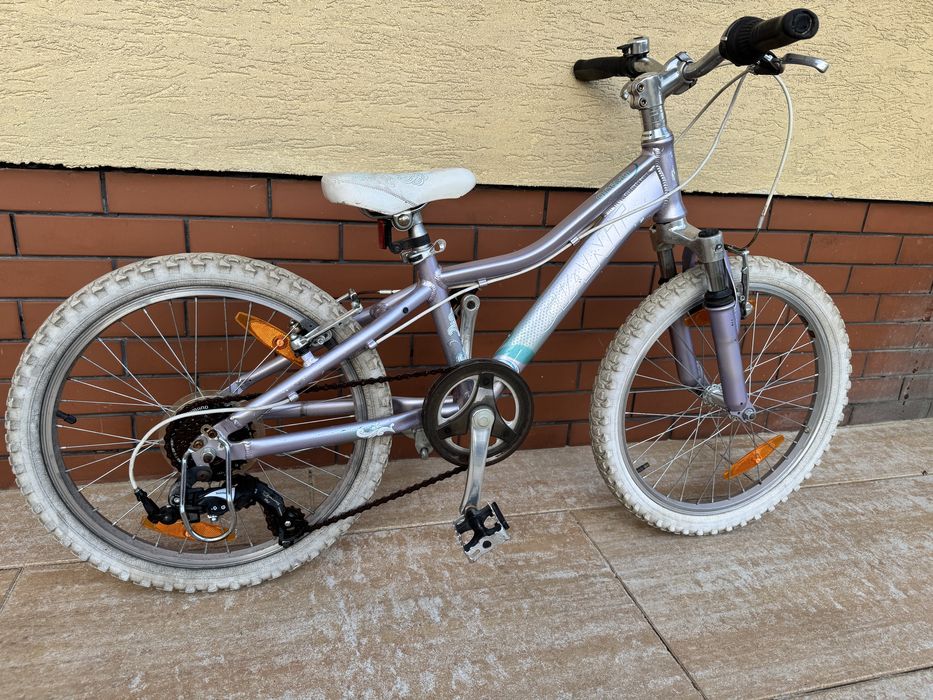 Rower dla dzecka kola 20 aluminiowy Giant przerzutki amortyzator serwi