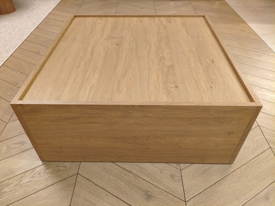 Stolik kawowy 80x80x32 cm