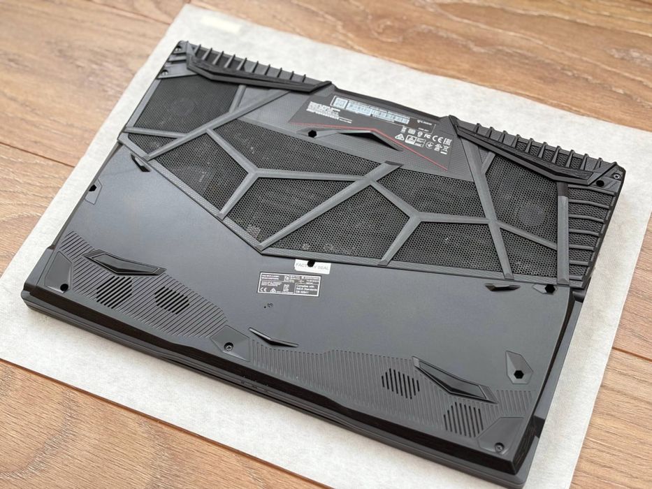 MSI Leopard/Intel Core i5-10300H/16 GB/NVIDIA GeForce GTX 1650 4 GB