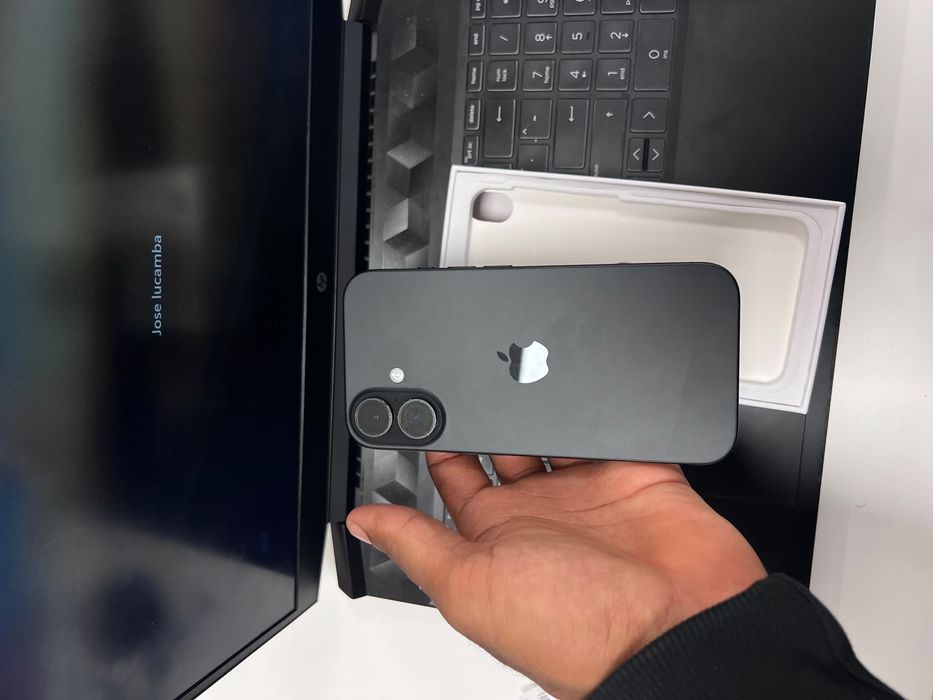 Iphone 16 normal