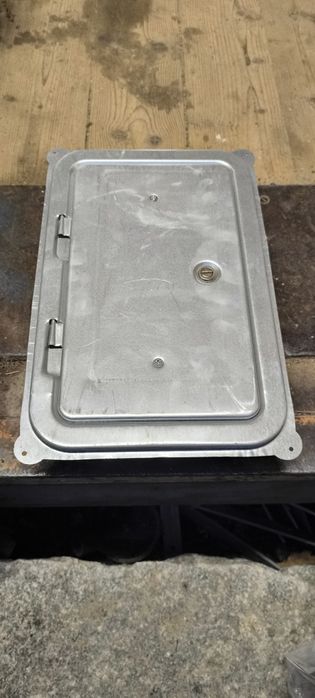 drzwiczkami /wyczystka komina