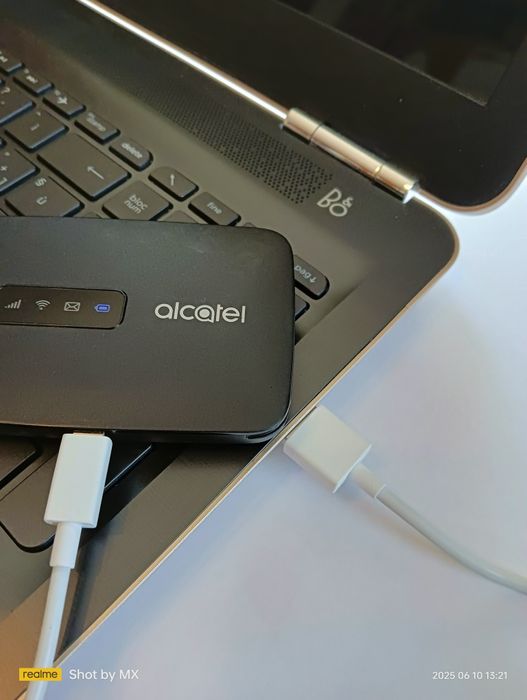 ROUTER Karta SIM LTE 4G WiFi i USB przenośny do laptopa Alcatel